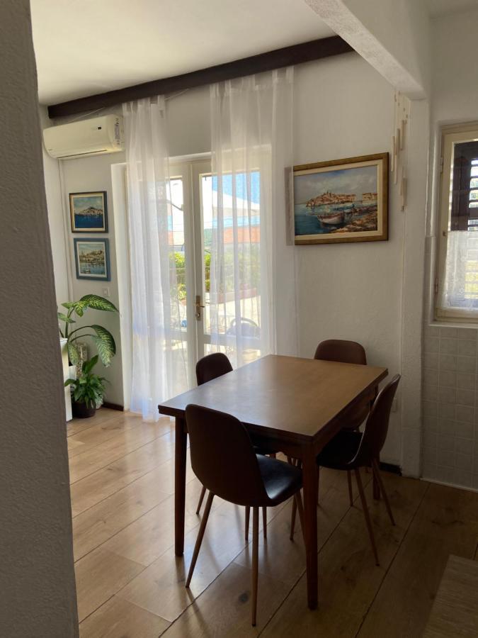 Rebeka'S Apartment Primošten Dış mekan fotoğraf